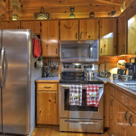 Hygge Haus Rustic Charm Cozy Beds And A Serene Location เอลลิเจย์ ภายนอก รูปภาพ
