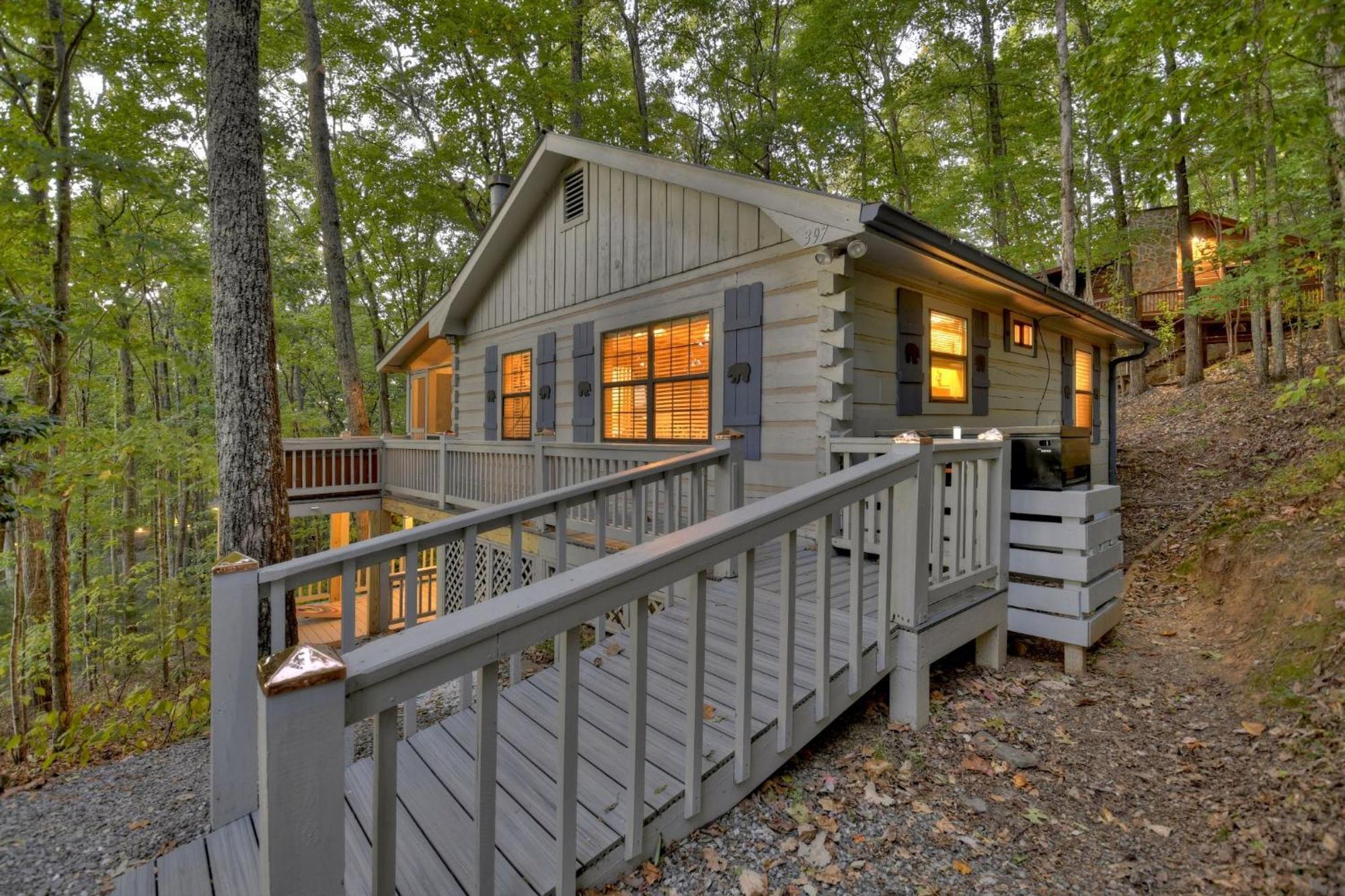 Hygge Haus Rustic Charm Cozy Beds And A Serene Location เอลลิเจย์ ภายนอก รูปภาพ